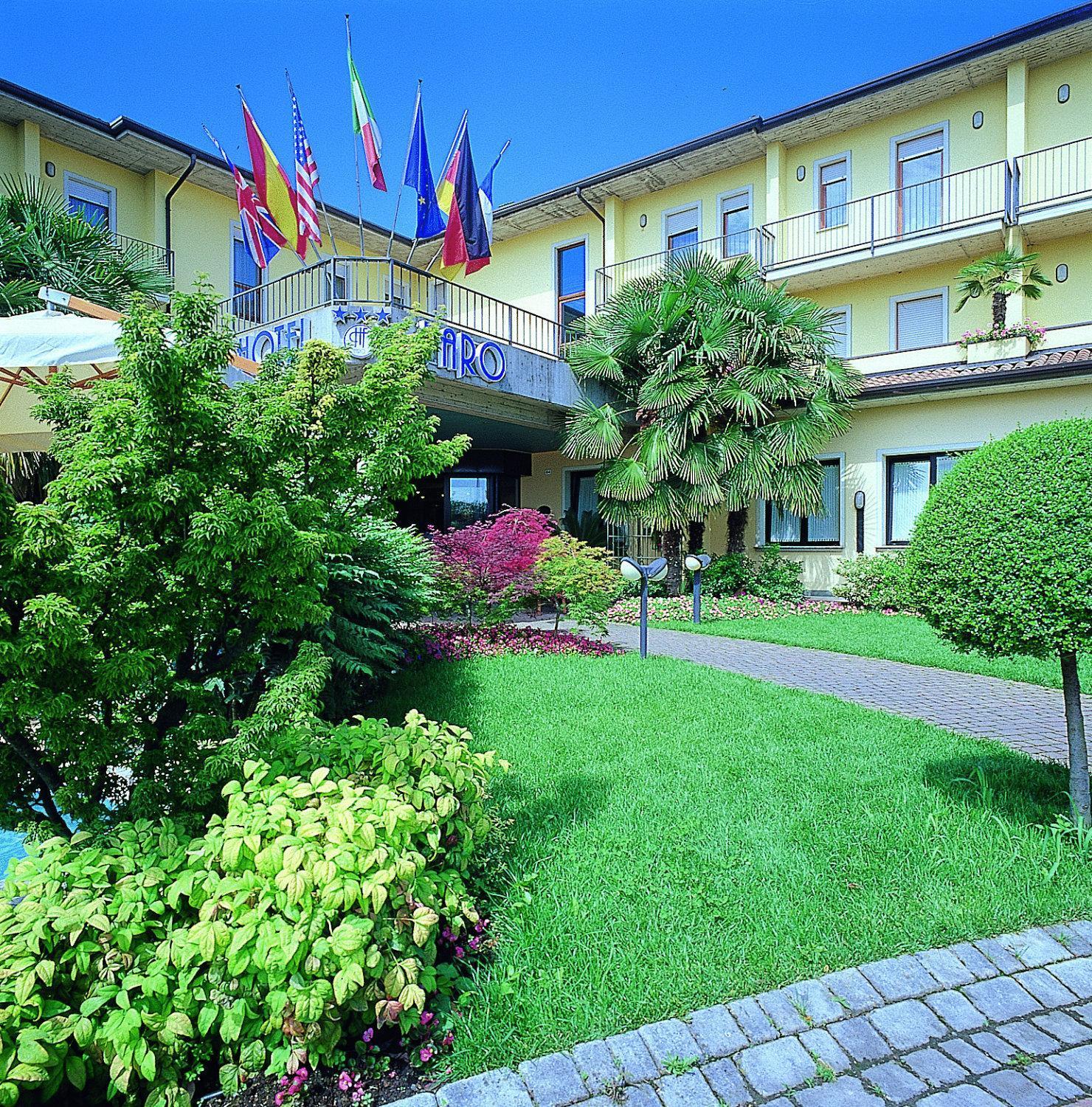 Hotel Faro Montichiari Exteriör bild